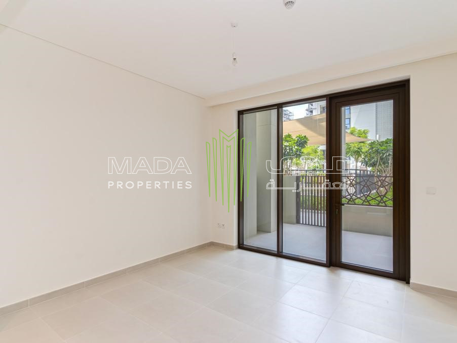 Vacant |  Spacious |  Beach Access