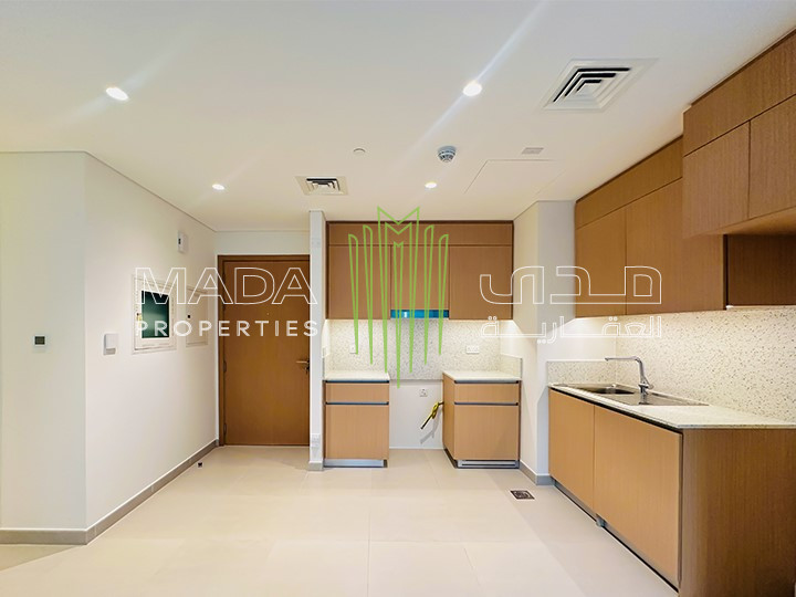 Vacant |  Spacious |  Beach Access