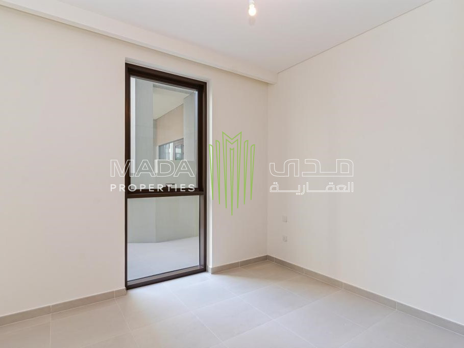 Vacant |  Spacious |  Beach Access