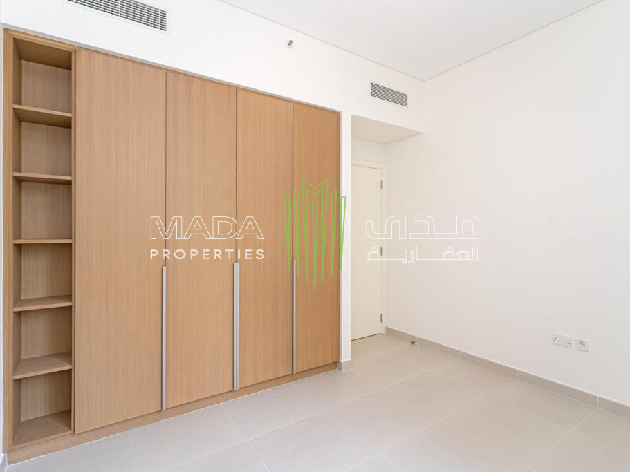 Vacant |  Spacious |  Beach Access