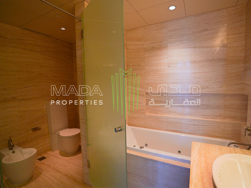 Full Fountain View |High Floor |Upgraded |Vacant