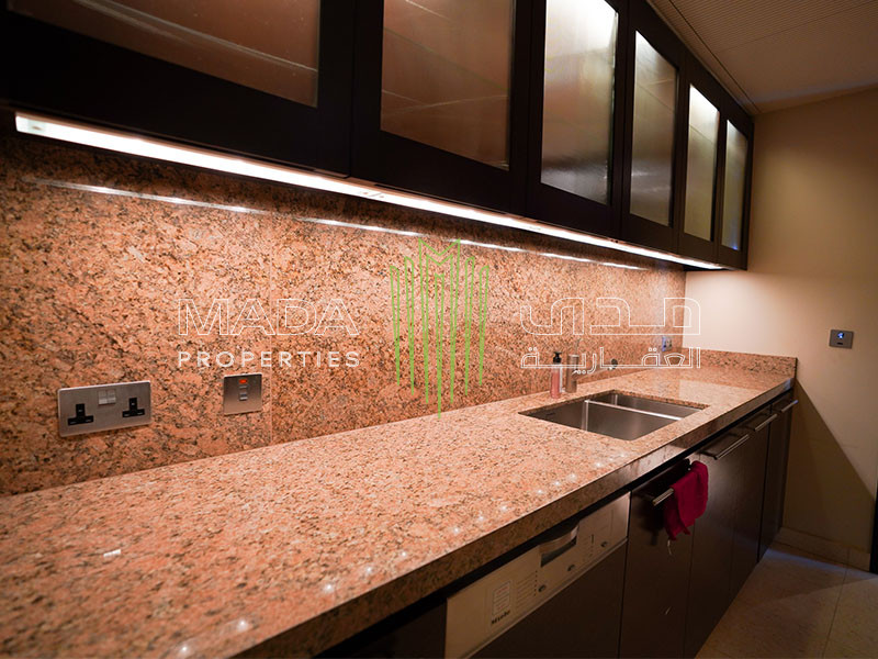 Full Fountain View |High Floor |Upgraded |Vacant