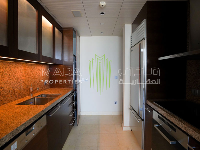 Full Fountaion Views |High Floor |Upgraded |Vacant