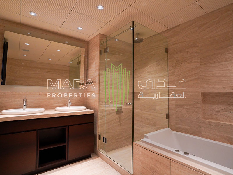 Full Fountaion Views |High Floor |Upgraded |Vacant