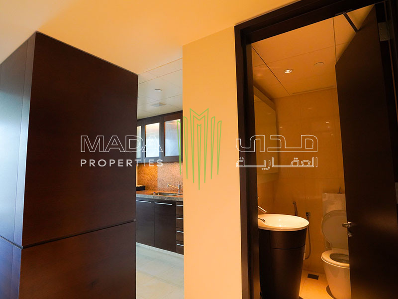Full Fountaion Views |High Floor |Upgraded |Vacant