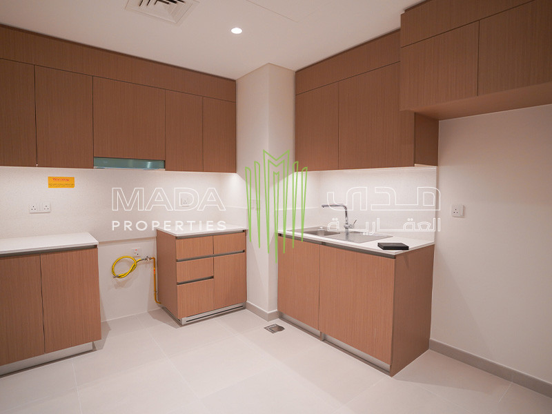 Vacant | Beach Access | Spacious