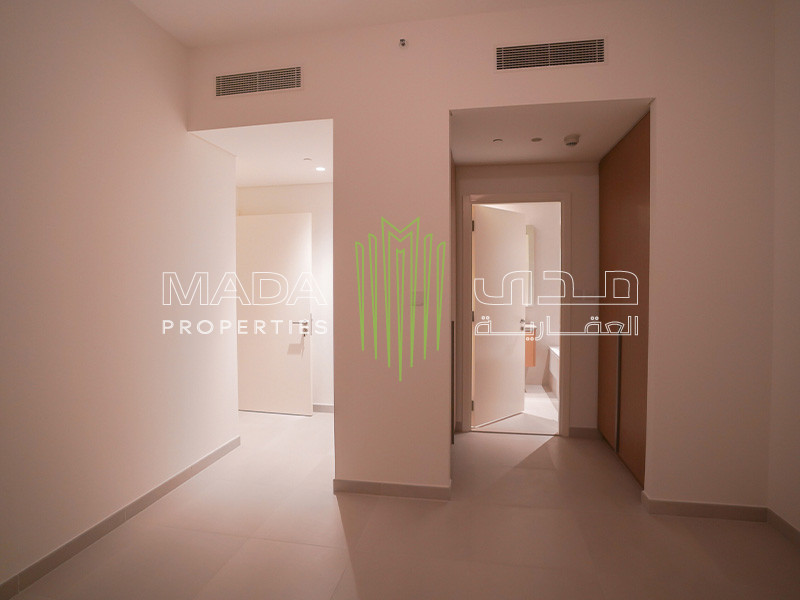 Vacant | Beach Access | Spacious