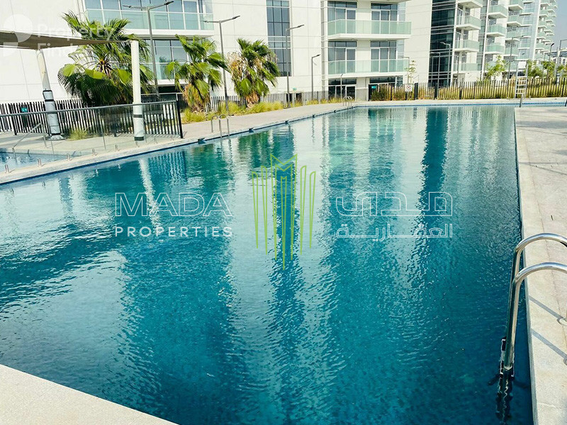 High Floor | Golf view | Vacant.