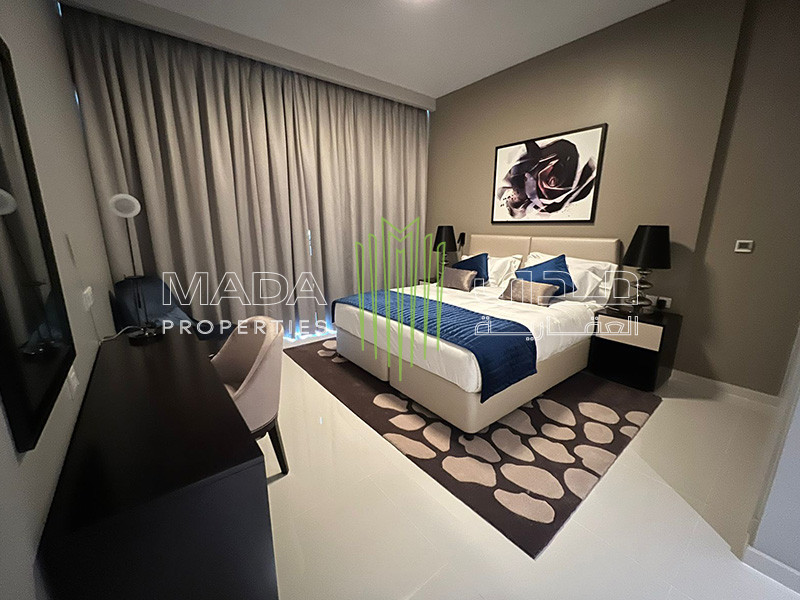 High Floor | Golf view | Vacant.