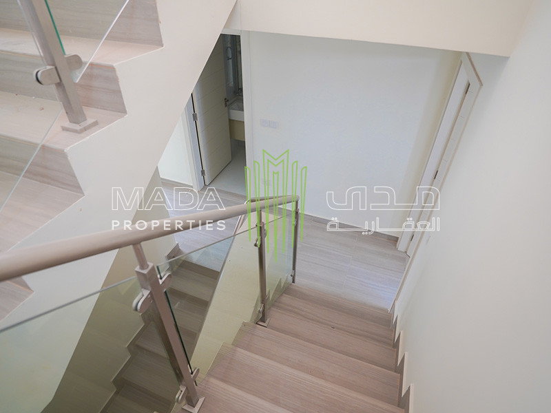 Lagoon View | Brand New | Hot Deal