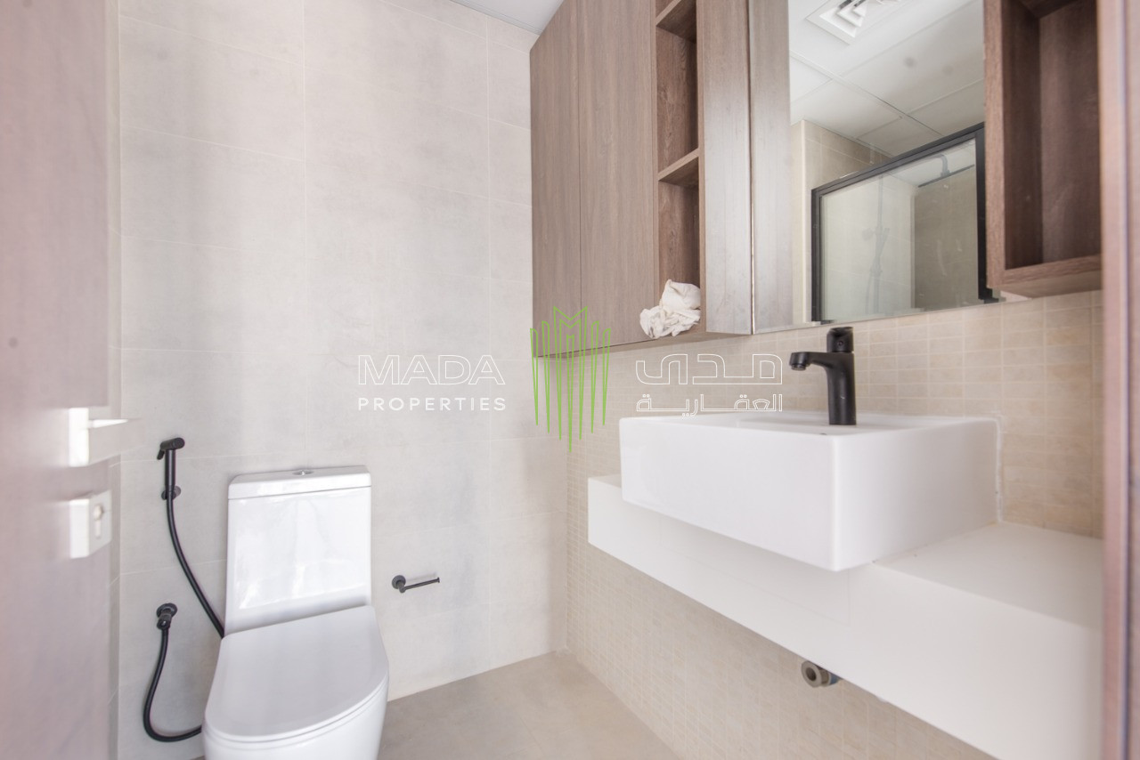 Luxury unit I Close to Metro I Immaculate