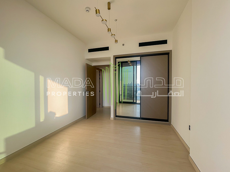 Marina Skyline View | Brand New | Smart Home