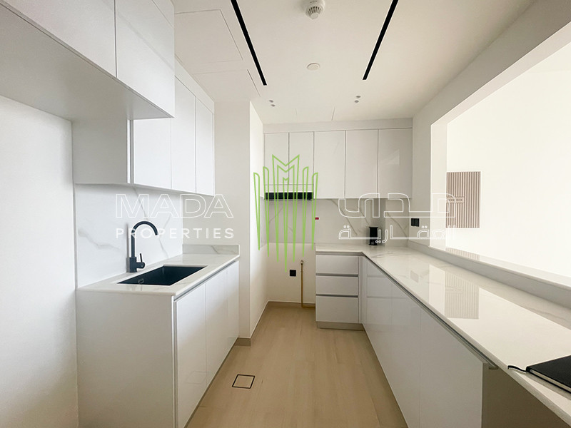 Marina Skyline View | Brand New | Smart Home