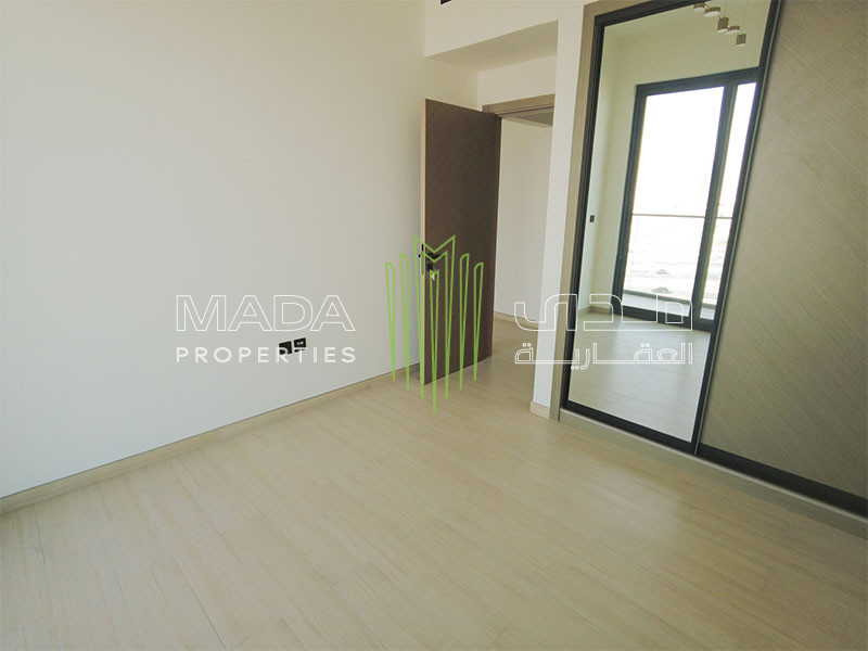 Brand New I Vacant I Corner - Pool view