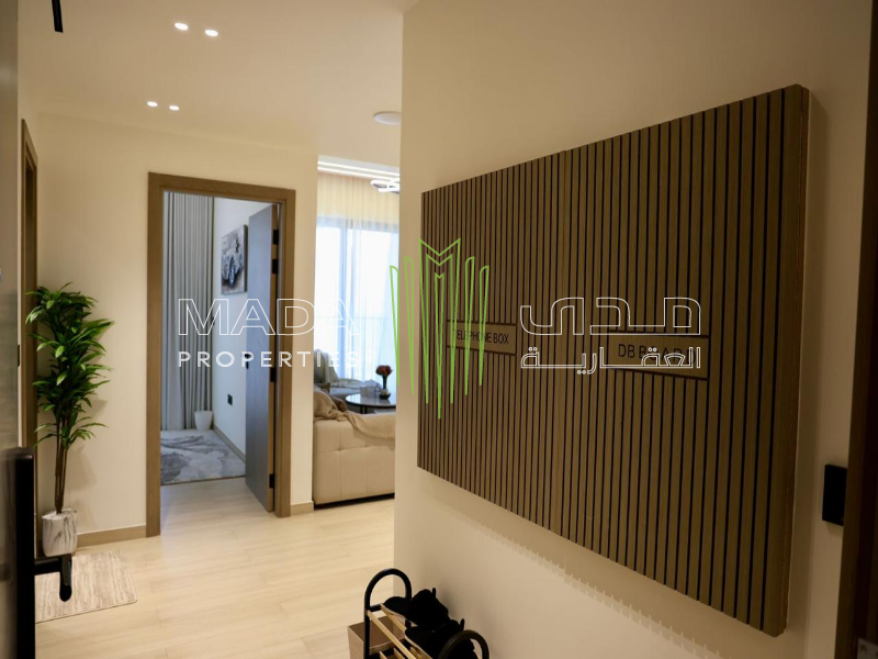 HIGH FLOOR | PRIME LOCATION | READY TO MOVE IN