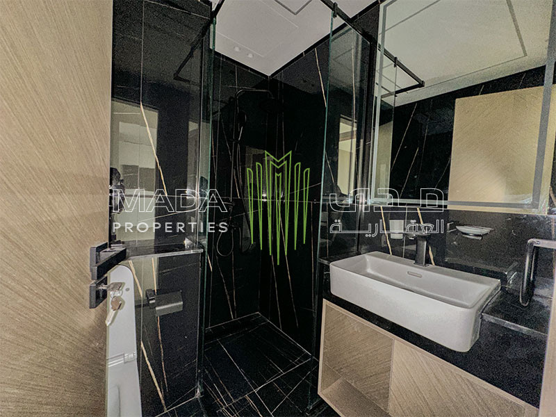 HIGH FLOOR | PRIME LOCATION | READY TO MOVE IN