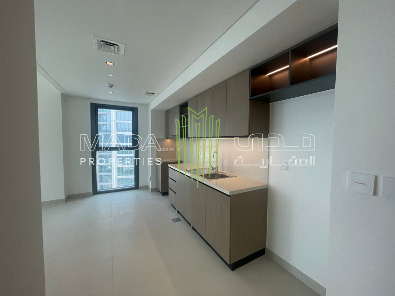 VACANT I SPACIOUS I HIGH FLOOR
