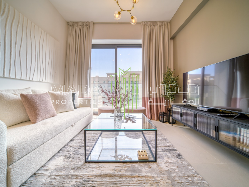 Luxurious I  Vacant and Must see Unit