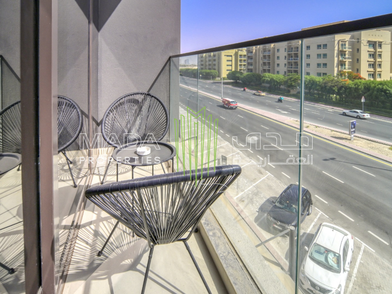 Luxurious I  Vacant and Must see Unit