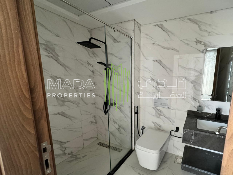 Modern 1BR, Unfurnished I Corner I pool view