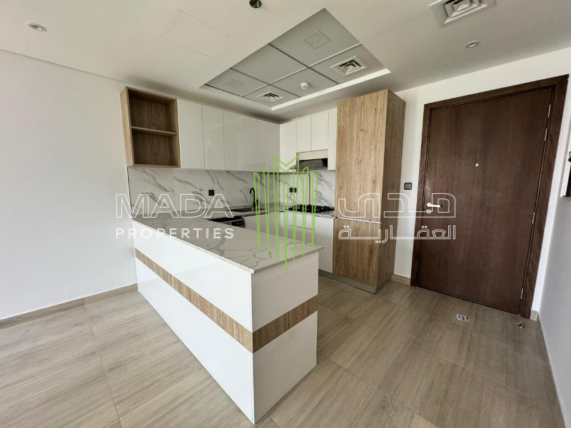 Modern 1BR, Unfurnished I Corner I pool view