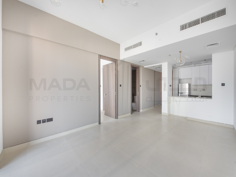 Spacious | Immaculate | Close to Metro