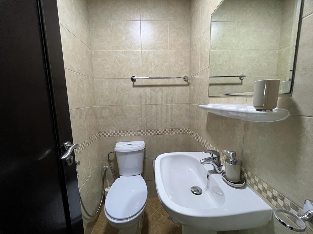 Vacant | Water Views | Fully Furnished