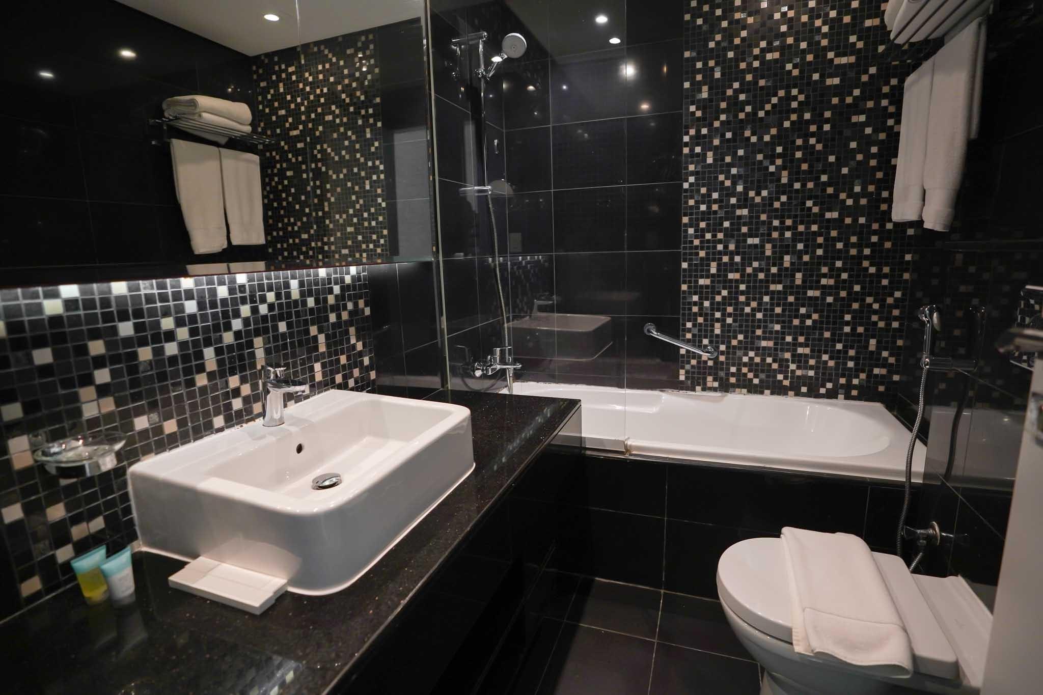 Vacant | Fully Furnished | Luxurious
