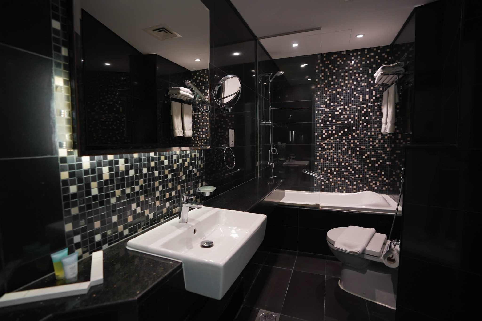 Vacant | Fully Furnished | Luxurious