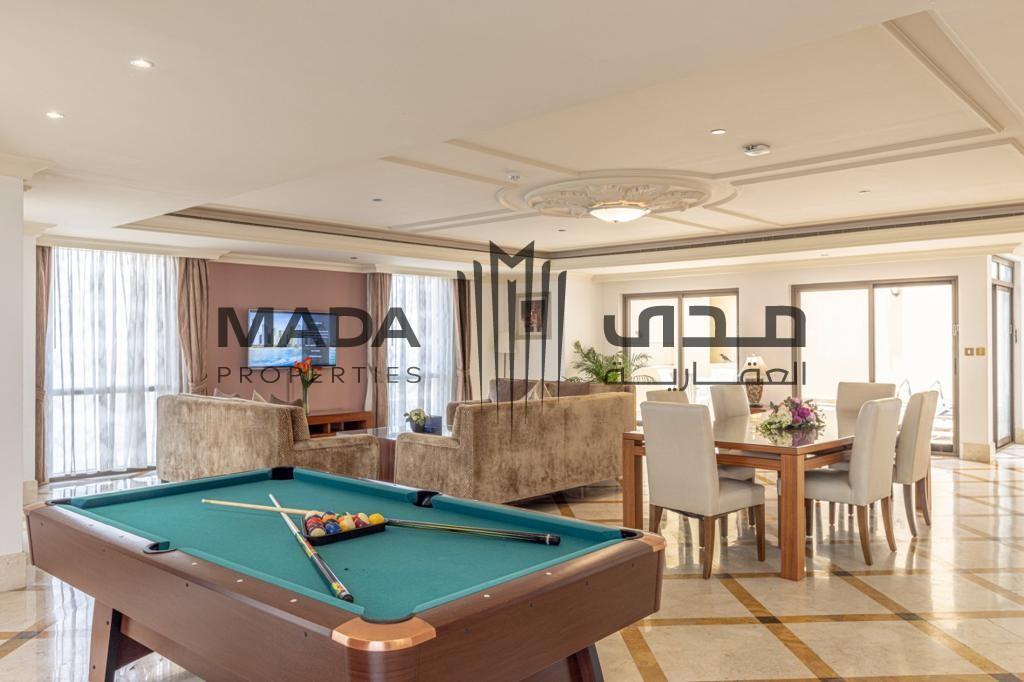 Penthouse | High Floor | Water Views