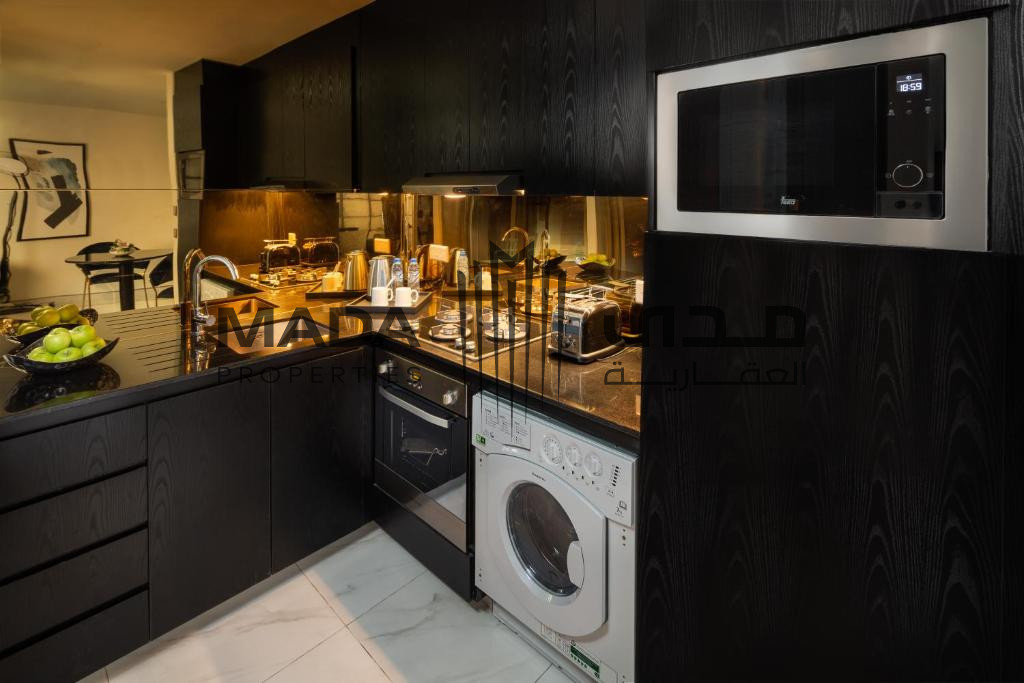 High floor | Vacant | Fully Furnished