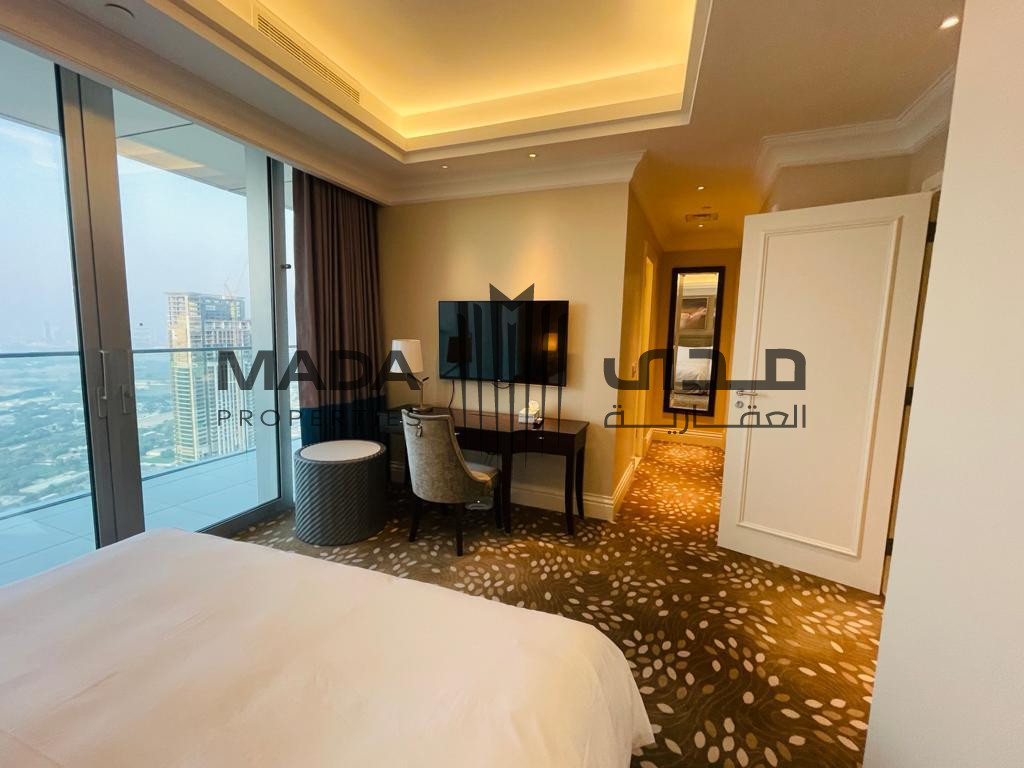 LUXURIOUS 4BR PLUS MAIDS |HUGE BALCONY |VACANT.