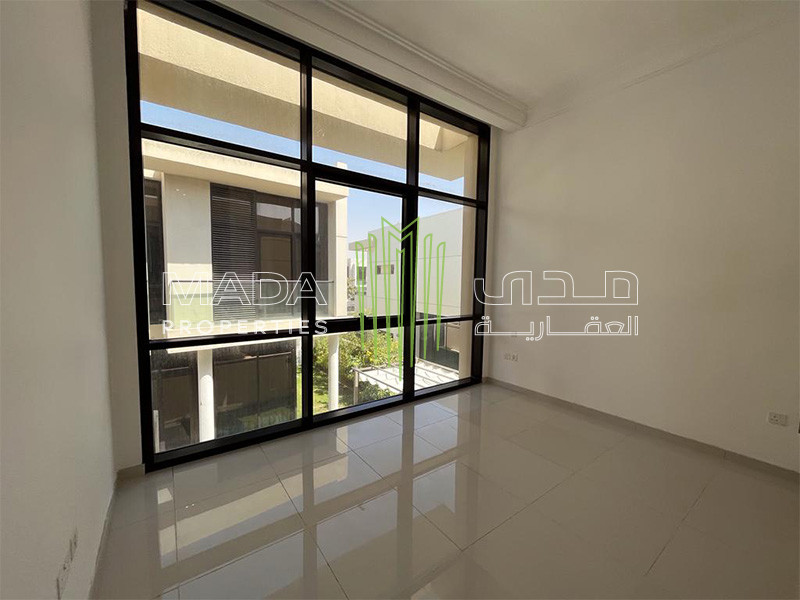 Private Garden | Vacant | Best Layout