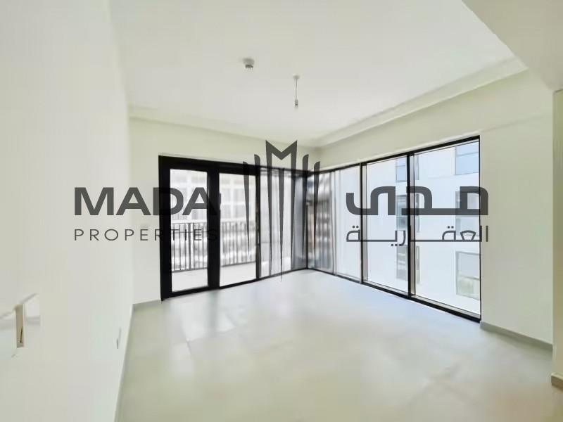 Vacant |  Spacious |  Beach Access