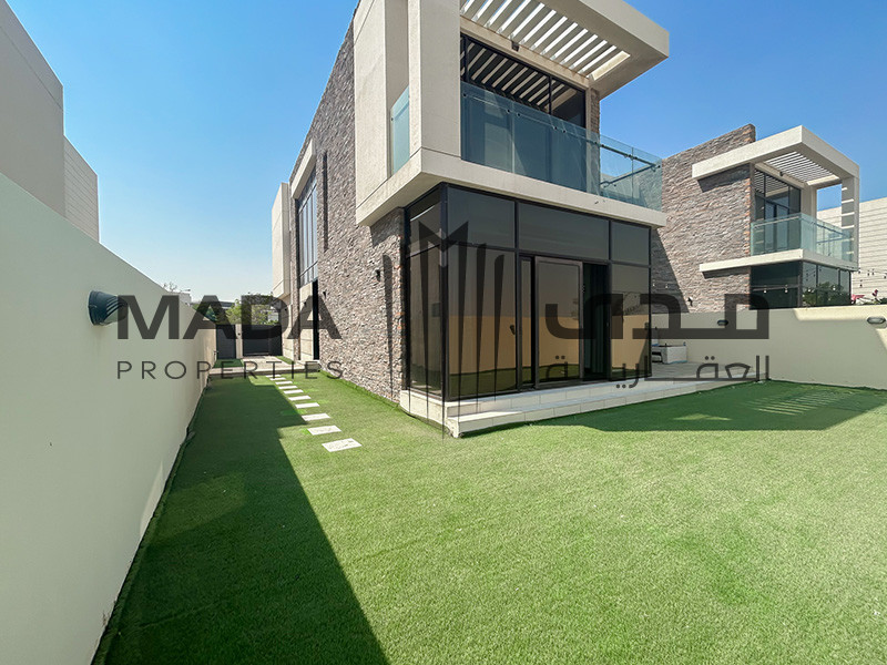 Spacious | Fully Furnished | Luxurious