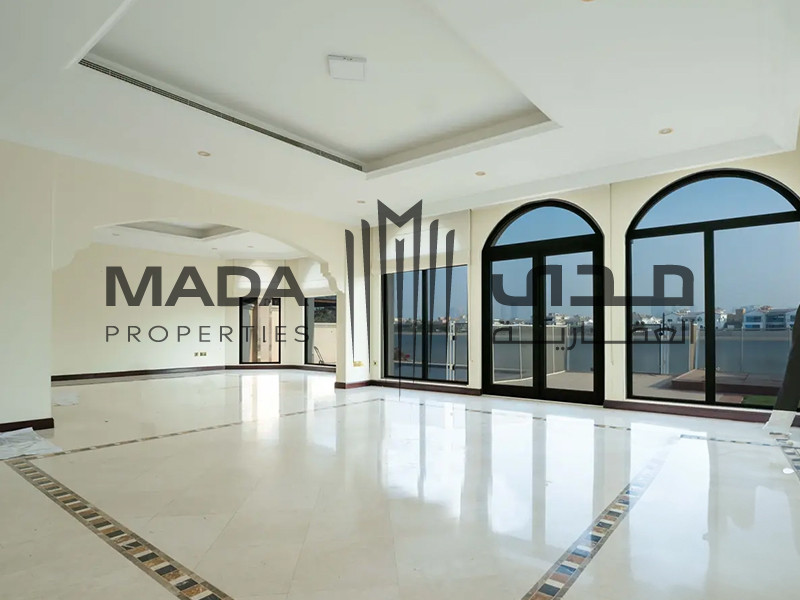 Direct Beach access | Vacant | Private Pool
