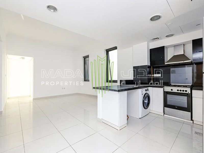 Spacious and Bright | Vacant | Big Balcony