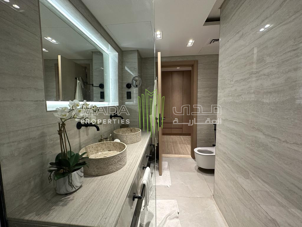 Luxurious | High Floor | Water View