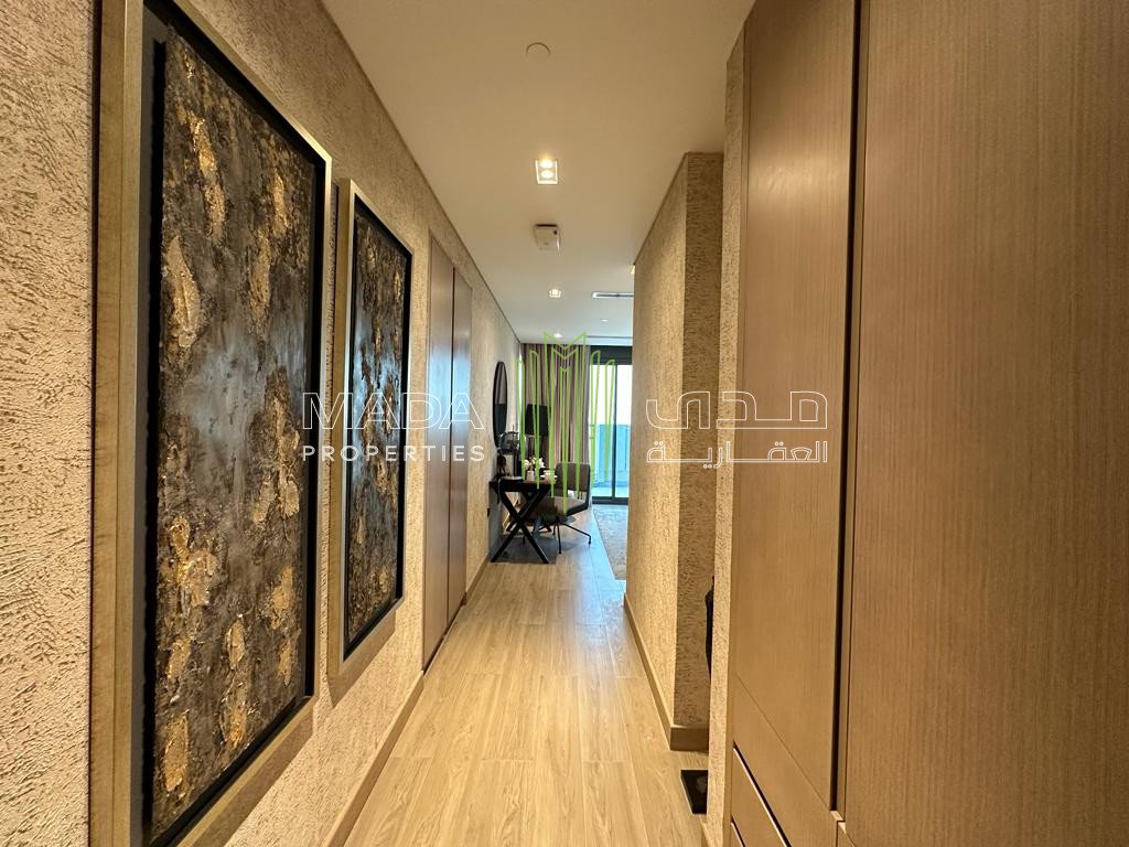 Luxurious | High Floor | Water View