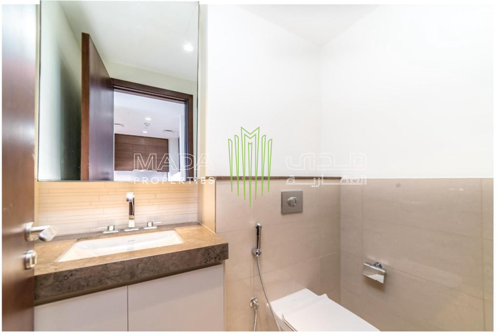 Exquisite | Stunning | Middle Floor