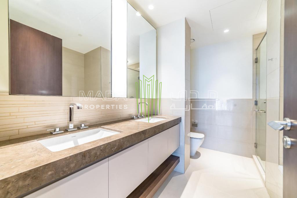 Exquisite | Stunning | Middle Floor