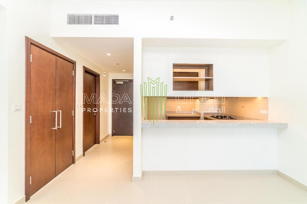 Exquisite | Stunning | Middle Floor