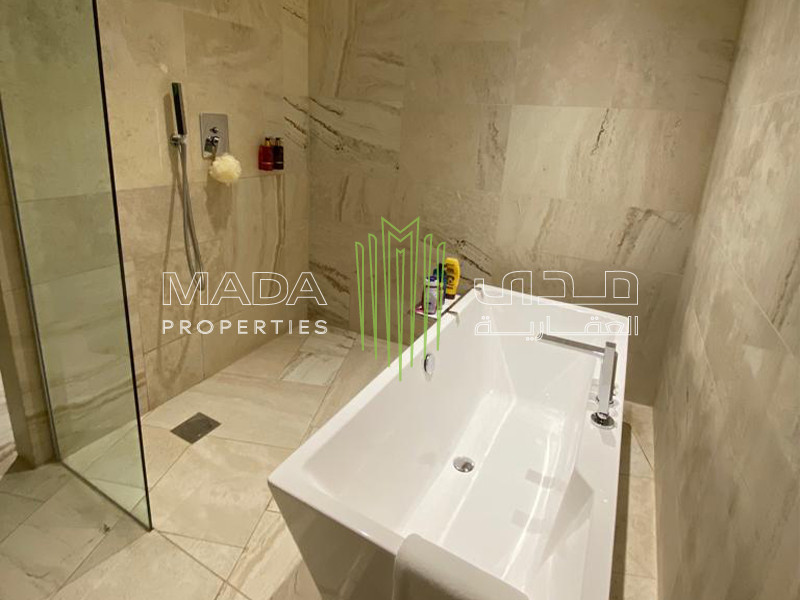 Luxurious | Very High Floor | Skyline Views