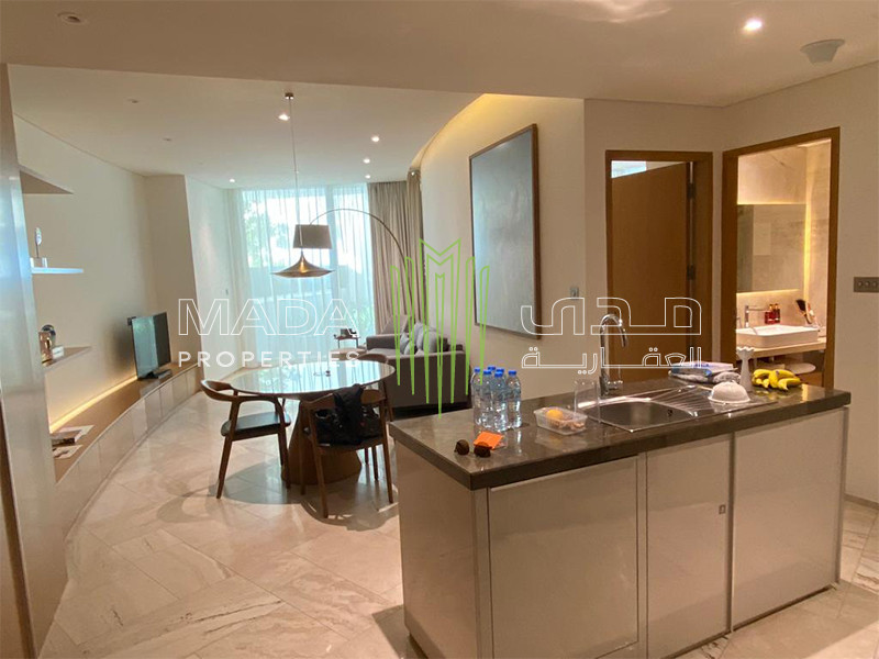 Luxurious | Very High Floor | Skyline Views