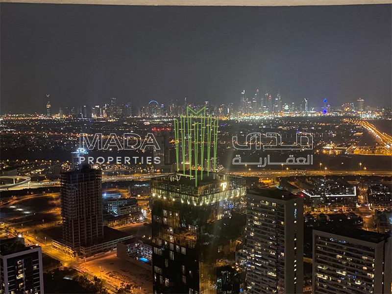 Luxurious | Very High Floor | Skyline Views