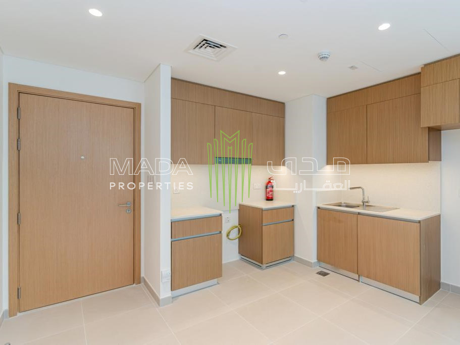 Vacant | Big Layout | Beach Access