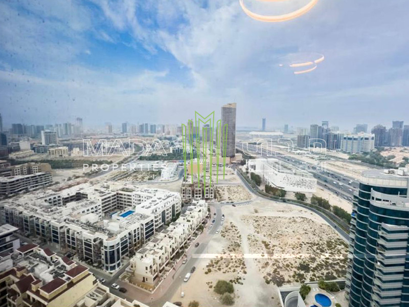 High floor | Motivated Seller | Bright