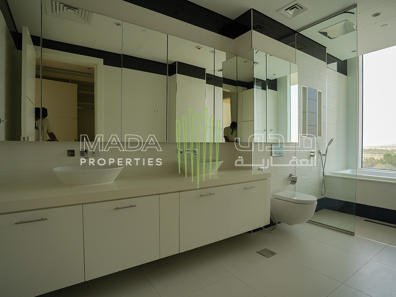 Spacious Layout |  Bright | Luxurious