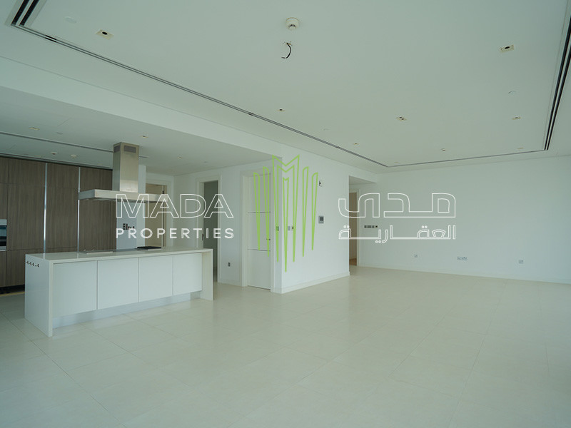 Spacious Layout |  Bright | Luxurious